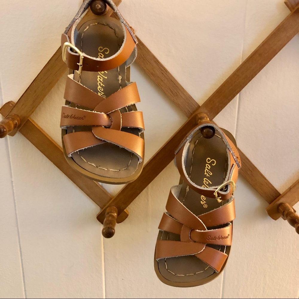 🛑SOLD🛑 EUC The original Saltwater Sandals